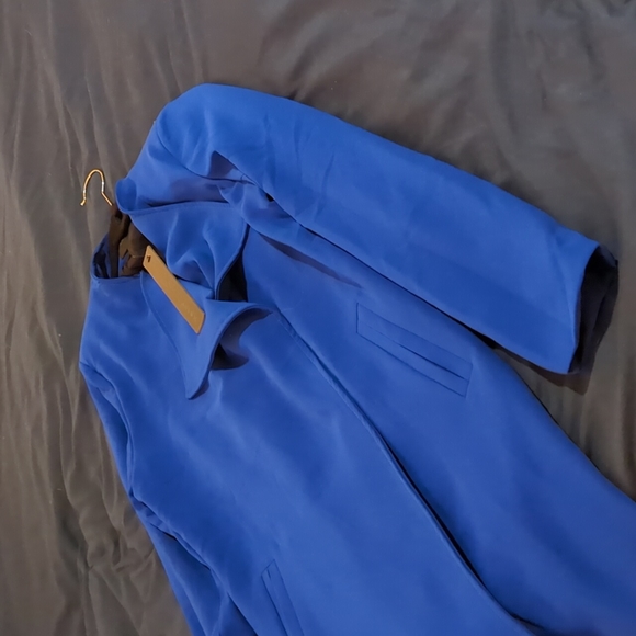 Jacket - Picture 3 of 4